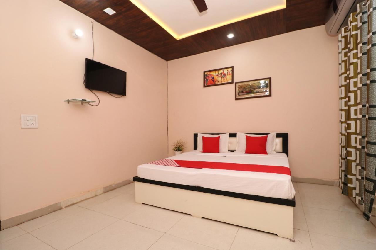 Hotel Oyo 28338 New Life Banur Exterior foto