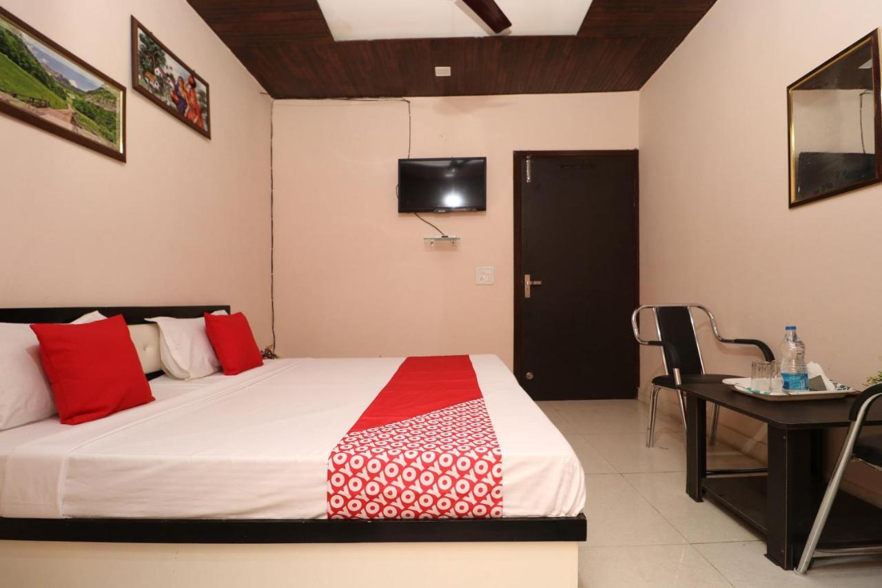 Hotel Oyo 28338 New Life Banur Exterior foto